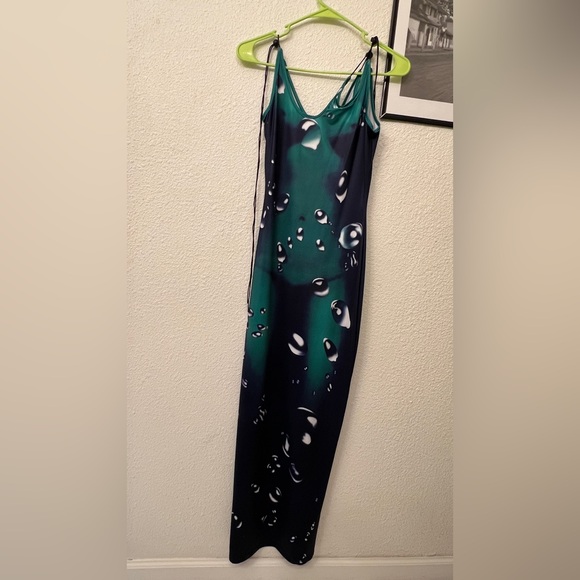 Chamber Green Waterdrops Body Print Dress - Picture 4 of 10
